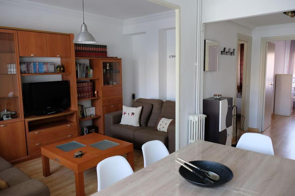 Apartamento “Las Calmas” En Huesca Exterior photo